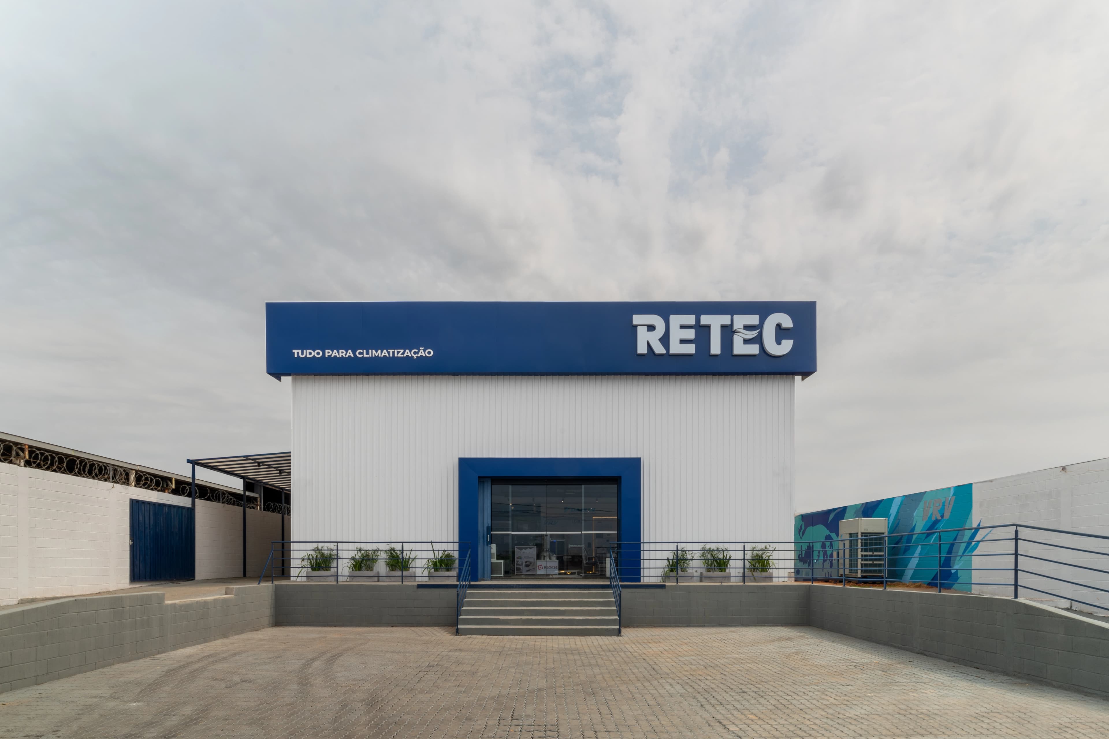Fachada da RETEC no SIA